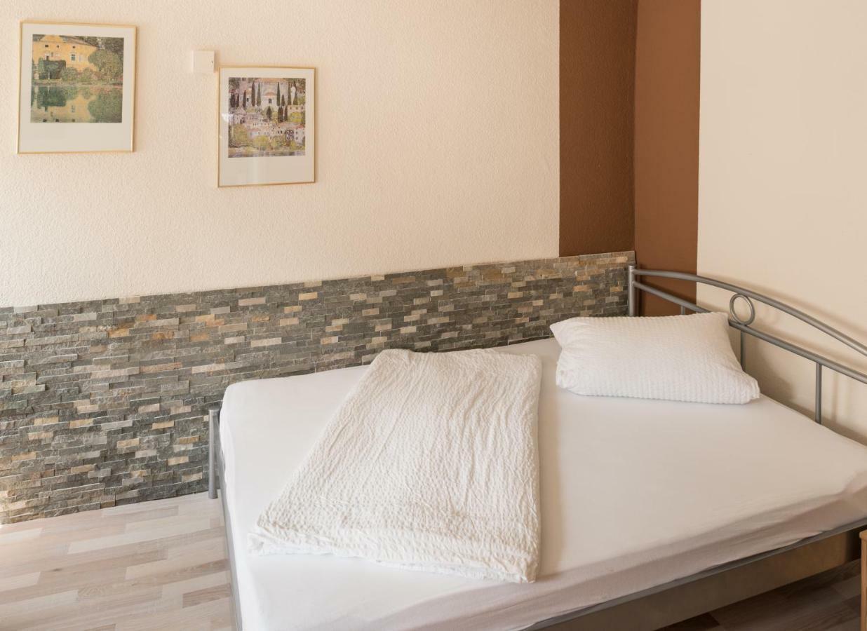 Gaestezimmer Strauss Kottenheim Exterior foto